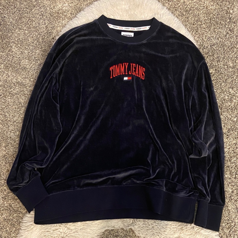 Tommy Hilfiger Men's Dark Blue Velour Sweater